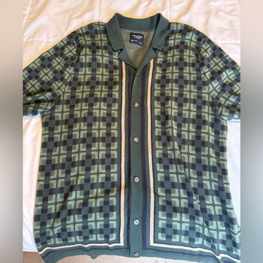 Abercrombie & Fitch Green Patterned Button-Up Sweater